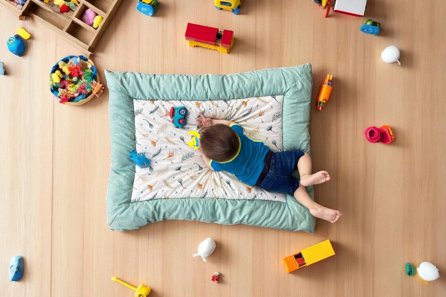 Playpen Mattress & Floor Gym